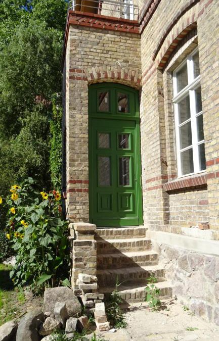 Kloster Lehnin Apartment | FeWo "Falter" im Kunstgut Krahne