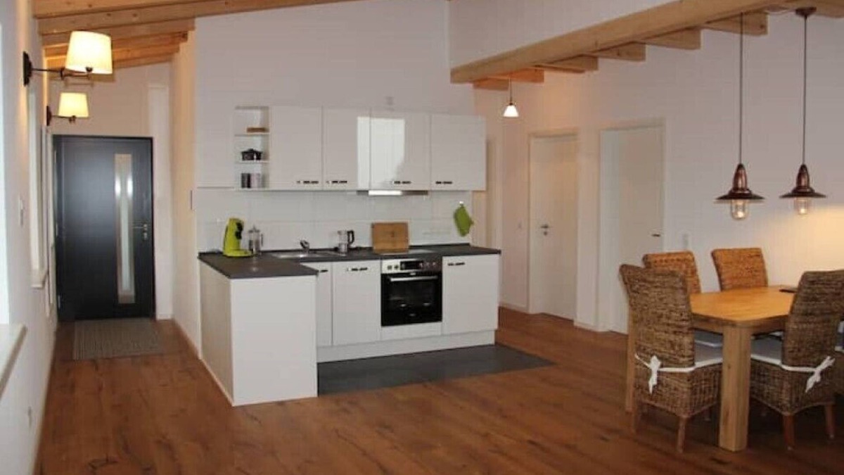 Teningen Apartment | Fewo Hinundweg-süd mit Elzblick, Nahe Kaiserstuhl