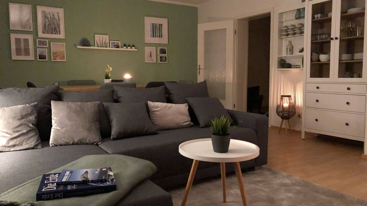 Lalendorf Apartment | FeWo "Idyll am See" - in the nature park Mecklenburgische Schweiz, directly at the lake.