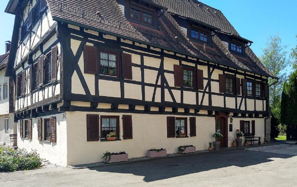 Mengen Apartment | FeWo im Mesnerhaus Mengen