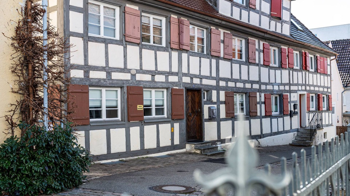 Bad Buchau Condo | FEWO in a historic half-timbered house, 10 minutes' walk from the relaxing Federsee lake