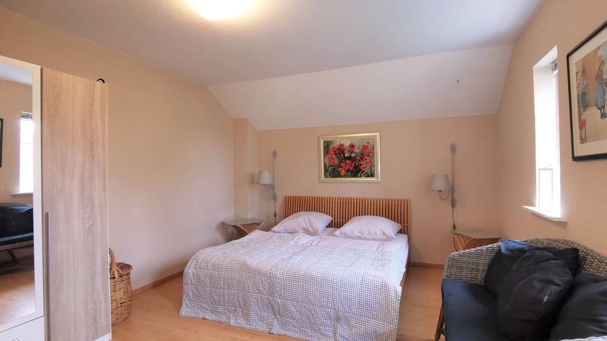 Wanderup Apartment | FeWo Ole - Landhaus Westerweg - Family Petersen