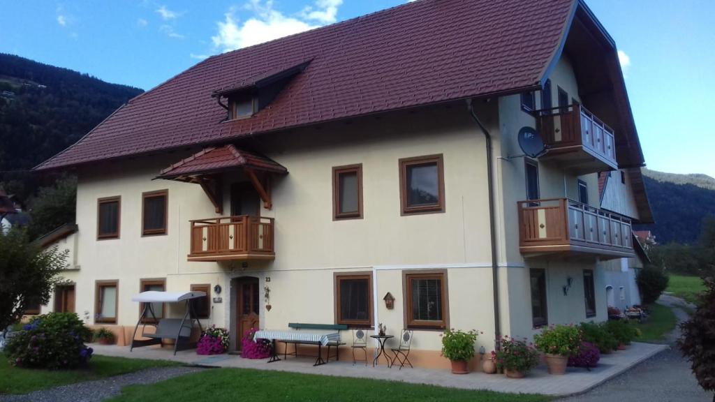 Bodensdorf Apartment | FEWO Schützenhofer