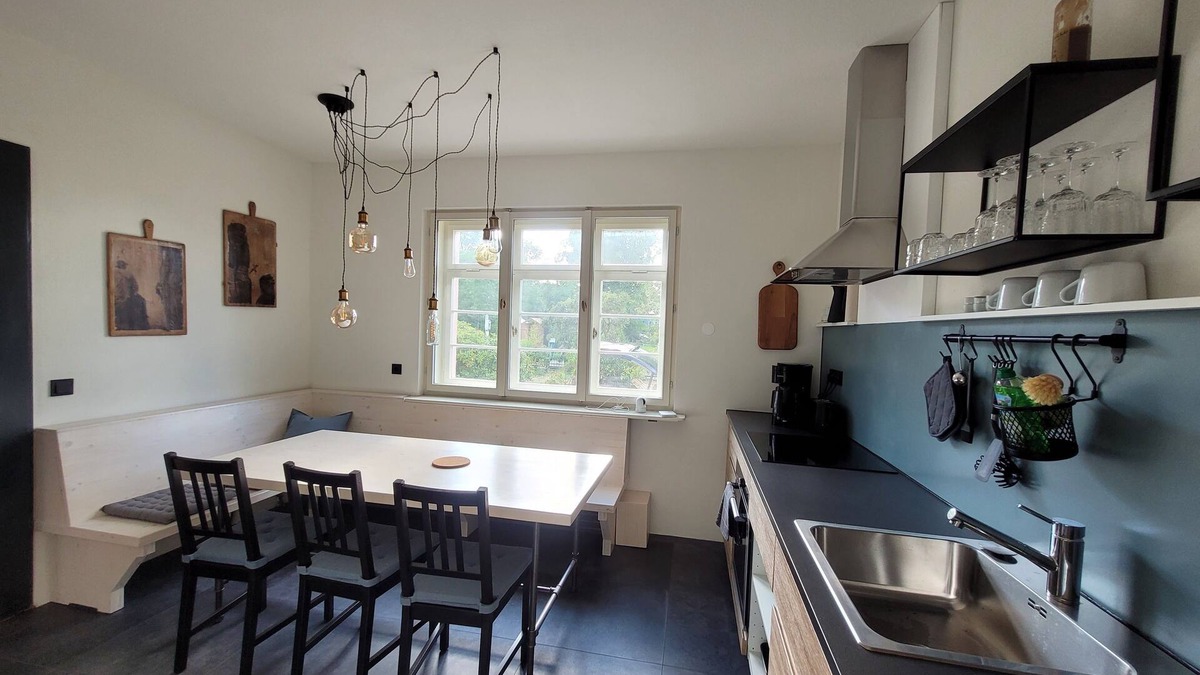 Ostrau Apartment | Fewo Seilschaft im Hillehof Ostrau Traumhafte Aussicht und Großer Garten