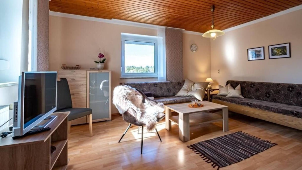 Stammbach Apartment | FeWo Weißensteinblick | Ebenerdige 2-Raum FeWo mit 40qm mit einer Terrasse