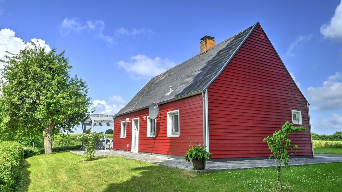 Husby House | fewo1846 - Red House - fewo1846 - Red House - Holiday home with roofed terrace