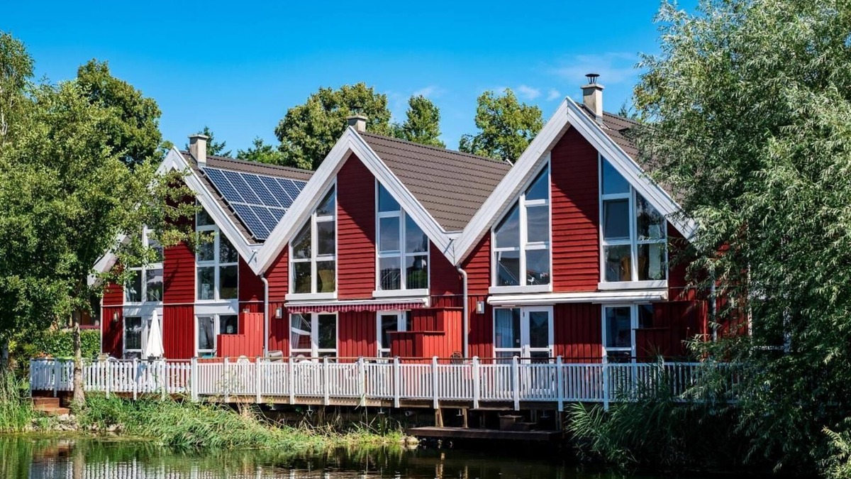 Wendisch Rietz Hotel | FH „Pirat Wasserterrasse“ 75m², 4+2 Pers. im Marinapark Scharmützelsee, Sauna, Whirlpool, Kamin