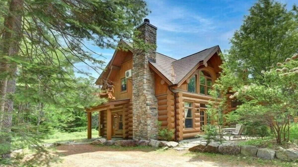 Fiddler Lake Resort Ski Chalet | Fiddler Lake Cottage #22 - Cozy Bear