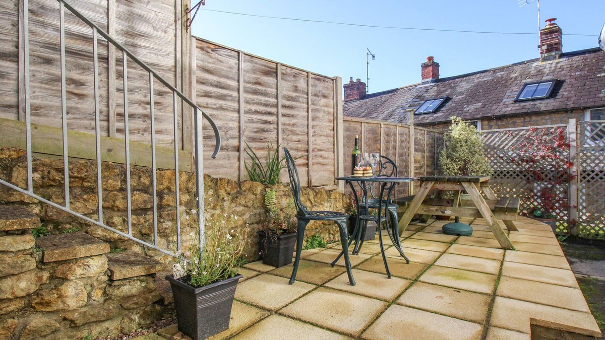 Beaminster Cottage | Fiddlesticks Cottage