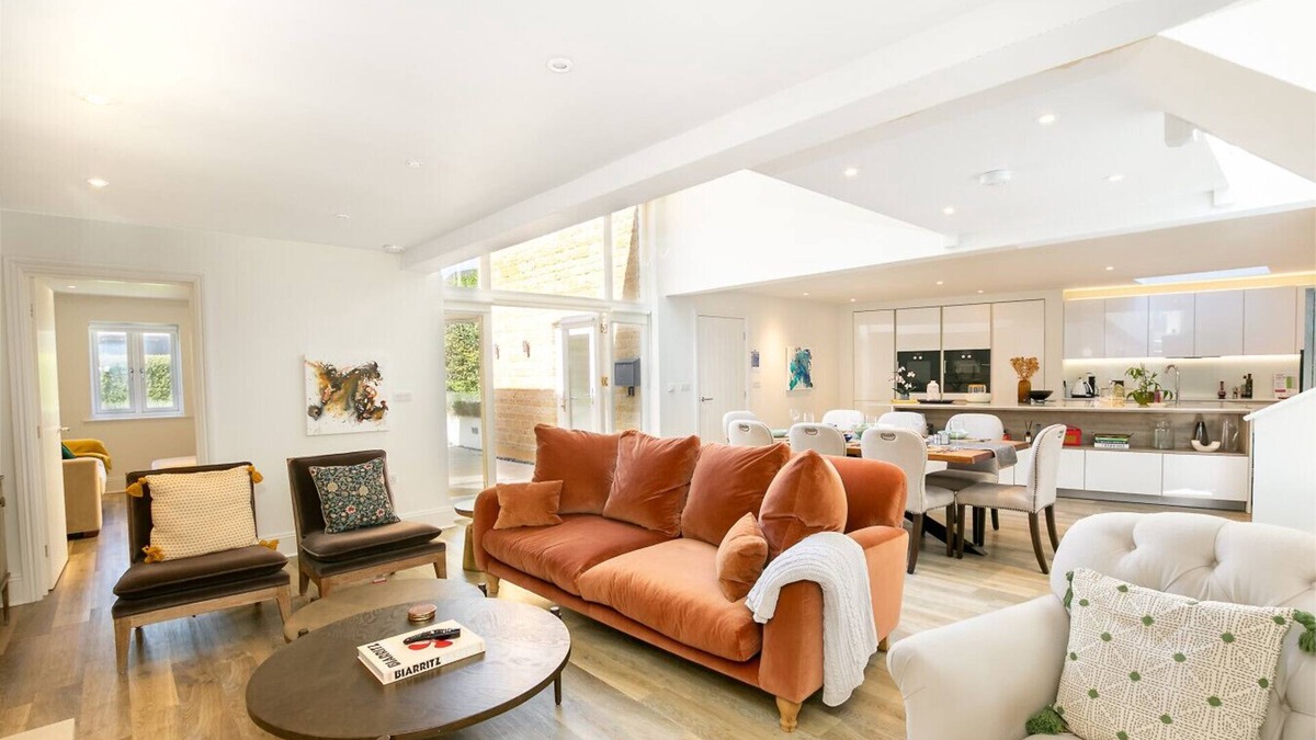 Kingham House | Field House - Stunning 3 Bedroom Home in Kingham