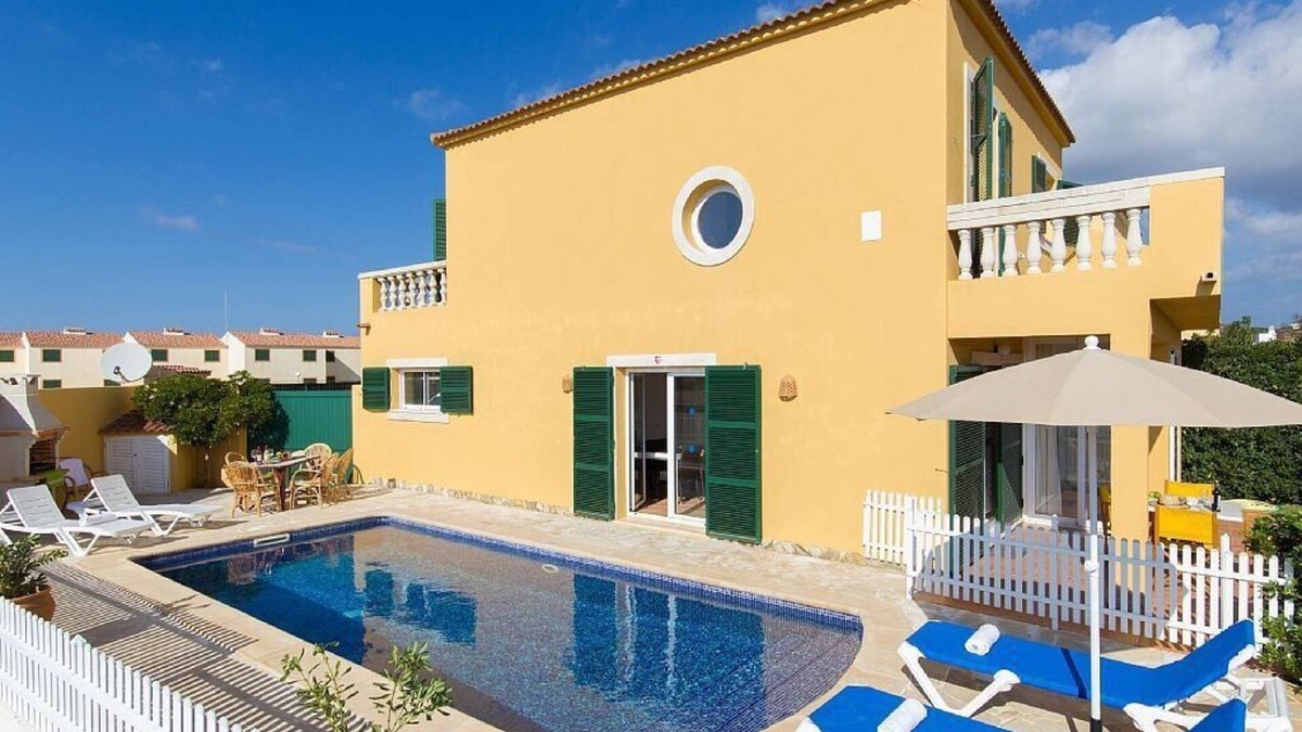 Cales Piques Villa | Fiesta 3 bedroom villa, Cales Piques