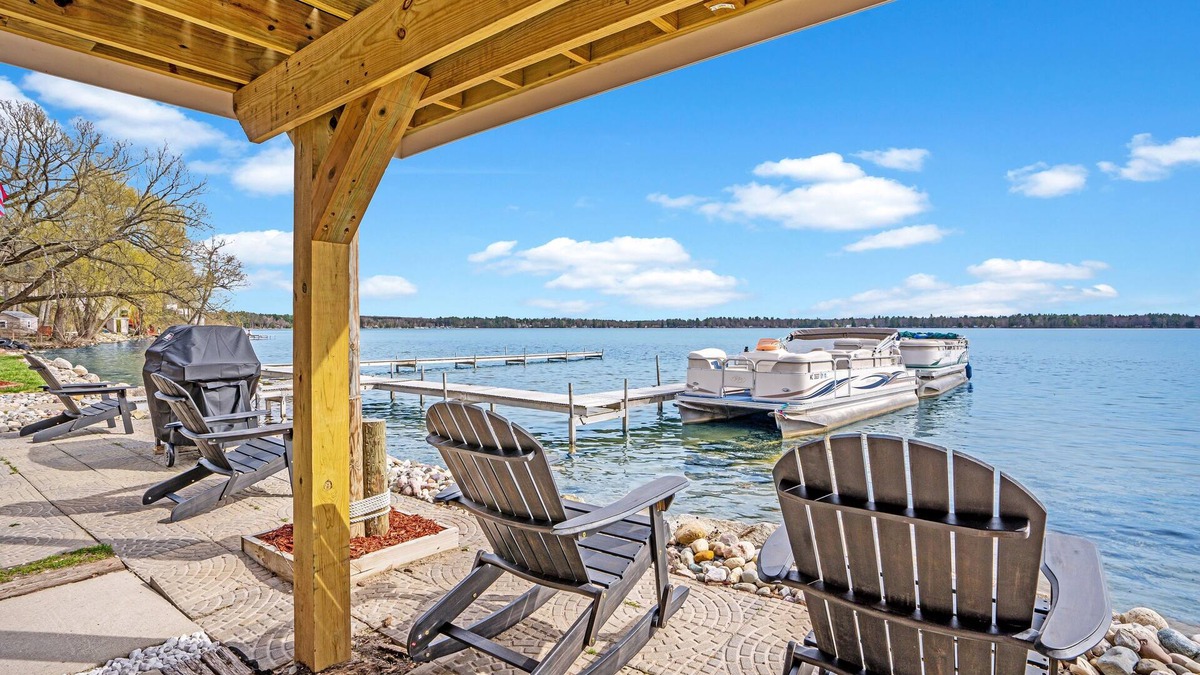 Mayfield Cabin | Fife Lake Retreat