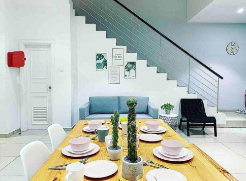 Taman Mahajaya House | Fifteen Famiglia Malacca - Homestay