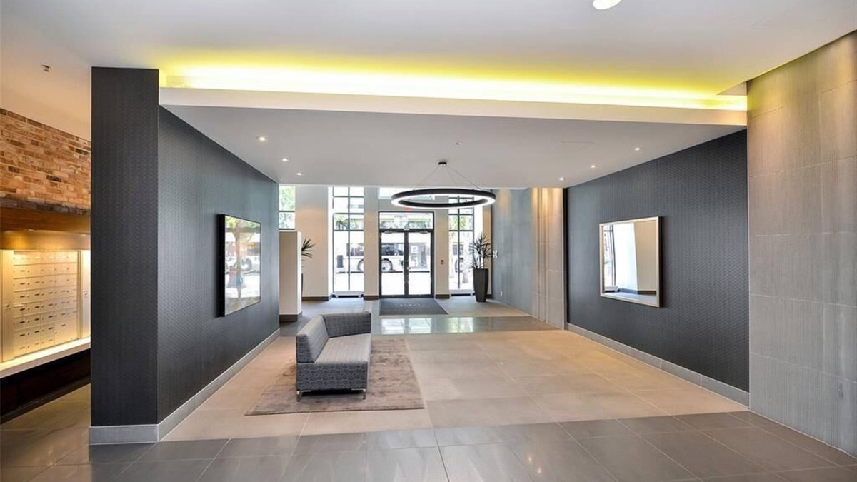 Downtown Victoria Condo | FIFTEEN09 at ERA-DT 2 bedroom condo w/Parking & Ocean View