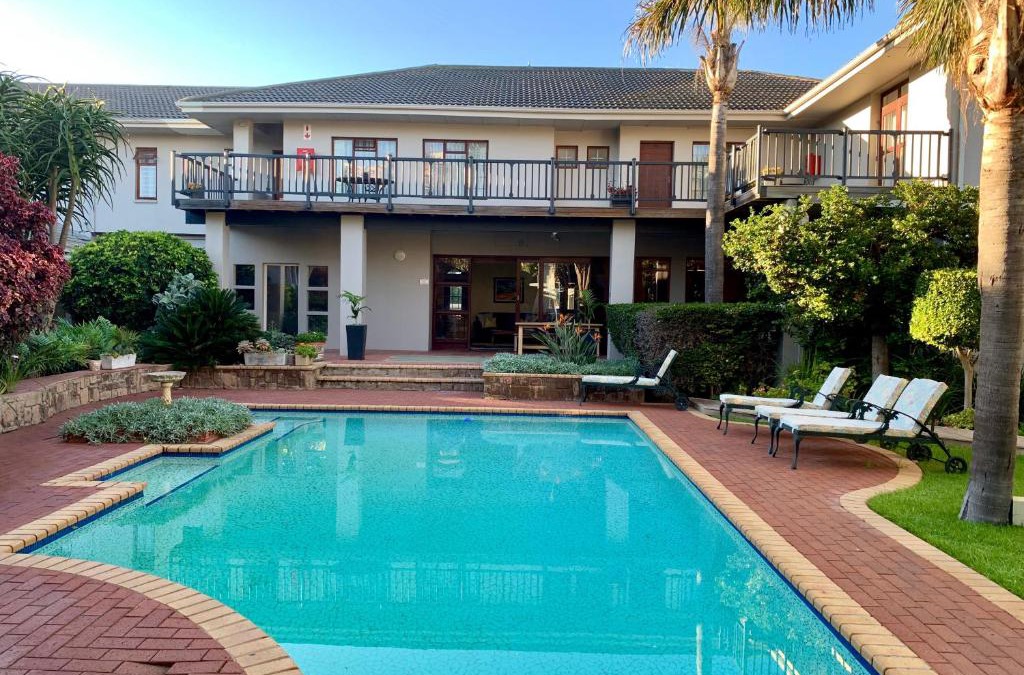 Summerstrand Bed & Breakfast | Fifth Avenue Beach House