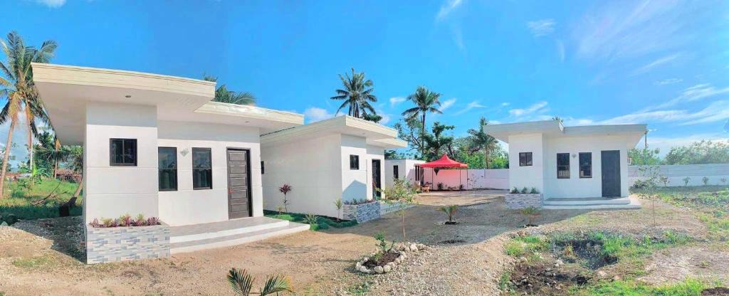 Moalboal House | Fil's Resort