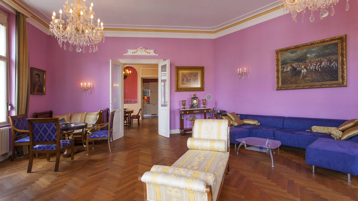 Ljubljana Old Town Apartment | Filips Palace Luxurious Apartment