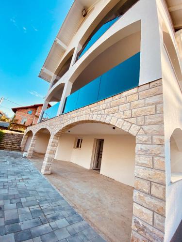 Licko Lesce Apartment | Filuma Suite with private terrace and balcony PANORAMIC GACKA VIEW