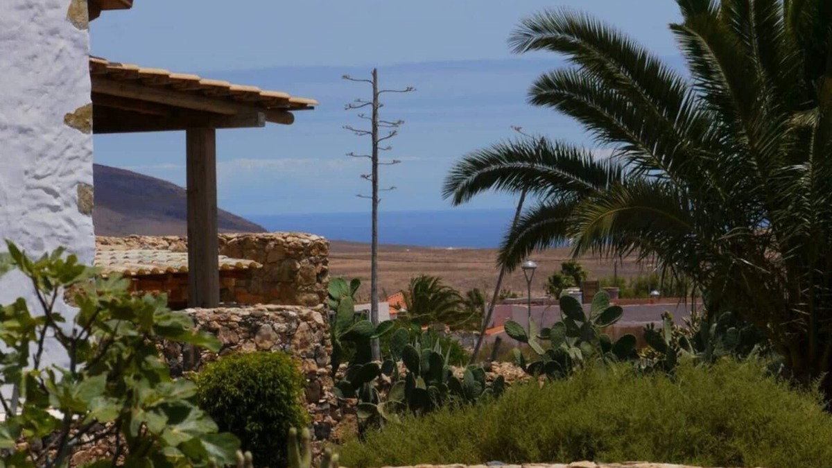 Triquivijate Apartment | Finca Fuerte 'CASA PIEDRA', -Apartment Luna