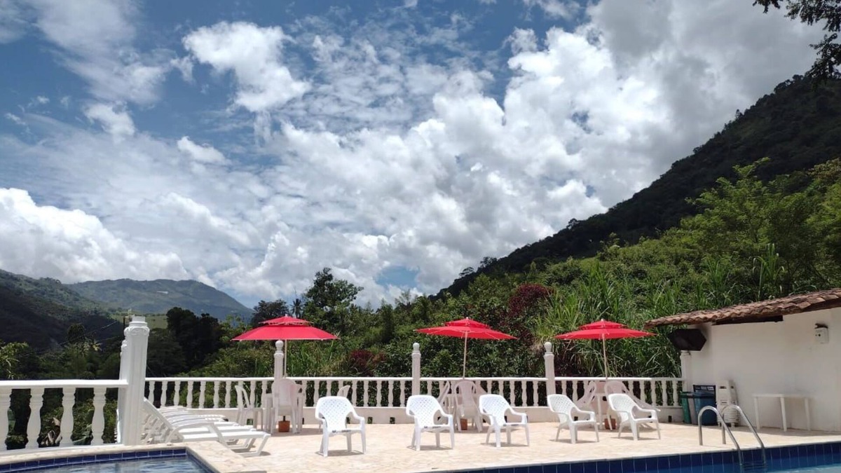 Barbosa Hotel | FINCA HOTEL EL RECREO