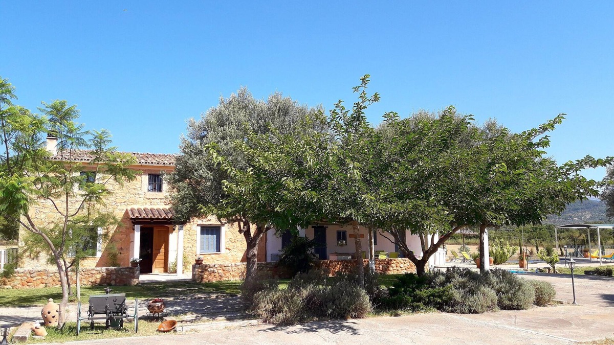 Binissalem House | finca in the center of mallorca with a lot of tranquility and good views