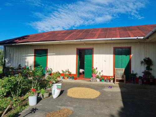 Falan House | Finca La Carolina