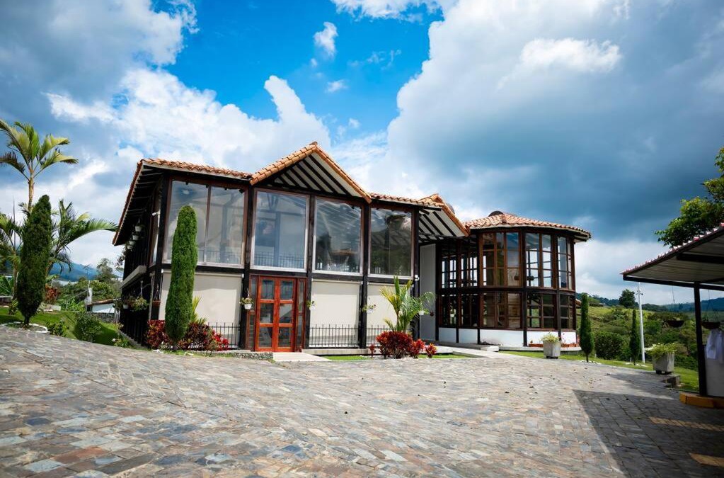 Yotoco Ski Chalet | Finca Rancho Alegre