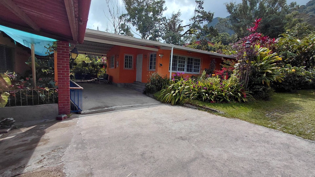 El Valle de Anton Ski Chalet | FINCA SAN ANTONIO, the perfect family home away from home, in El VALLE de ANTON.