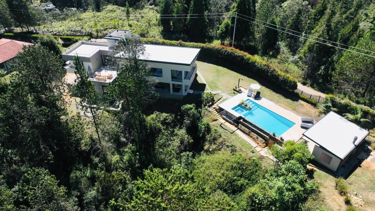 Guarne Villa | FINCA VILLA MINA, come to Eastern Antioquia, heated pool and total comfort.