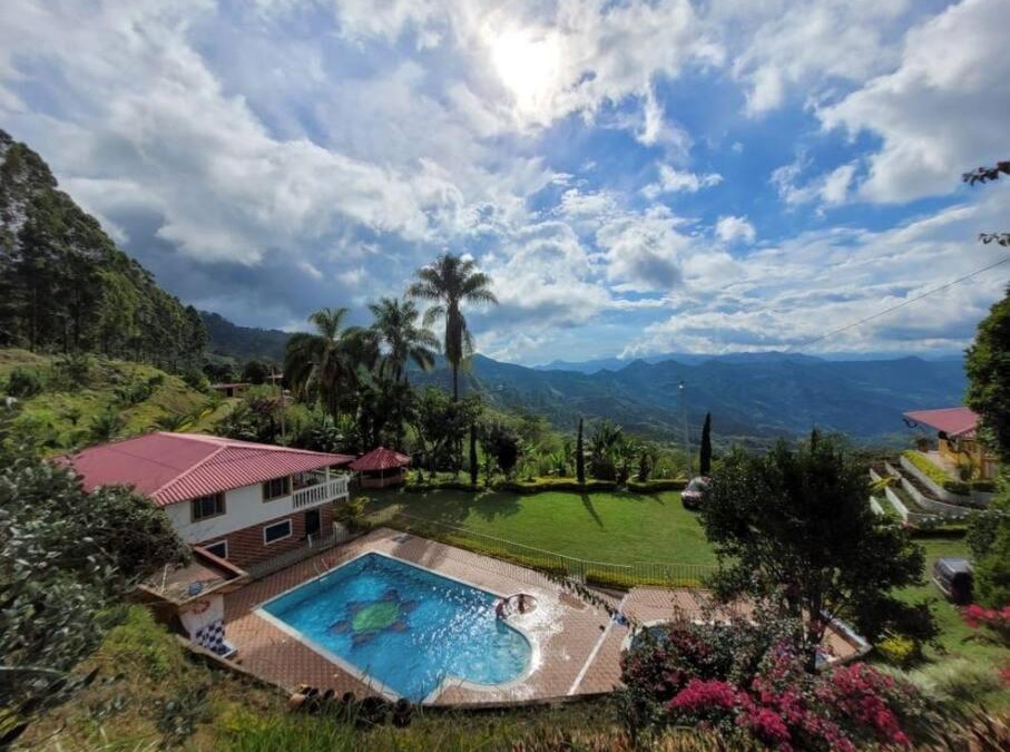 Pacho House | Finca Villa Sol