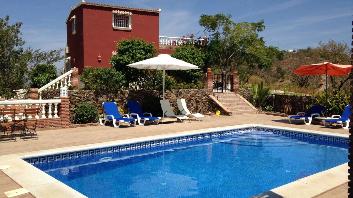 Iznate House | Finca with fantastic views of the sea and the mountains, POOL (heated), W-Lan
