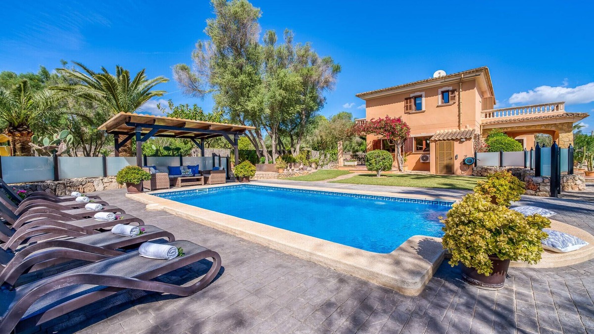Muro Villa | Finca with pool Son Morei Gran in midst of nature