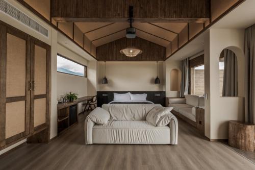 Dali Town House | Finding a Coffee B&B with Free Time