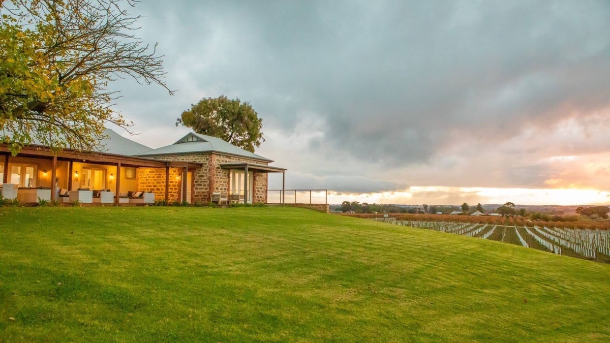 Vine Vale House | Fine Acres c 1890 Luxury Homestead - Vineyard Setting