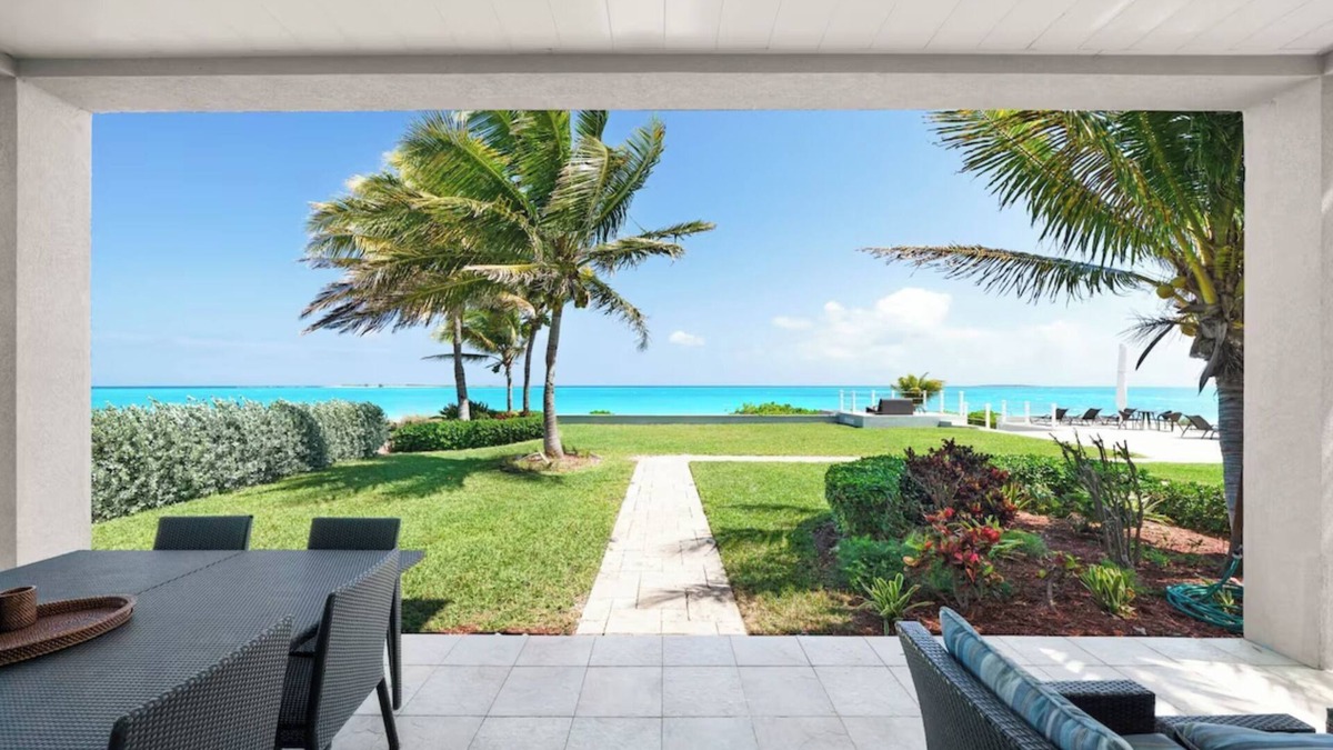 Jimmy Hill House | Finest Beachfront on Exuma…Welcome to Endless Blue