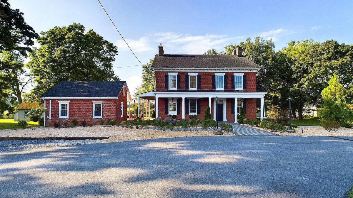 Mechanicsburg Other | Finest Central Pennsylvania modern rustic Farmhouse