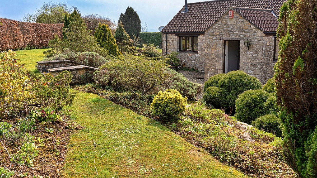 Dundry Cottage | Finest Retreats | Elwell Forge