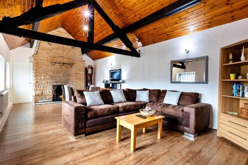 Ferryhill House | Finest Retreats - Woodstock Lodge