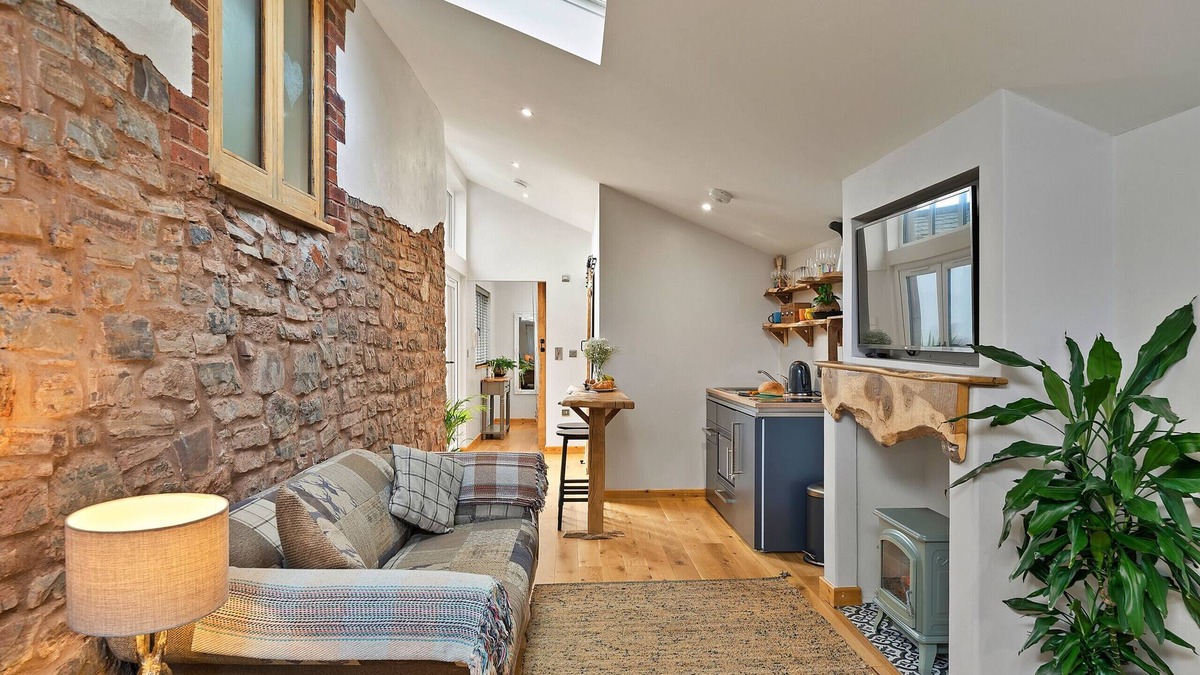 Burlescombe Cottage | Finest Retreats | Hillfarrow Hideaway