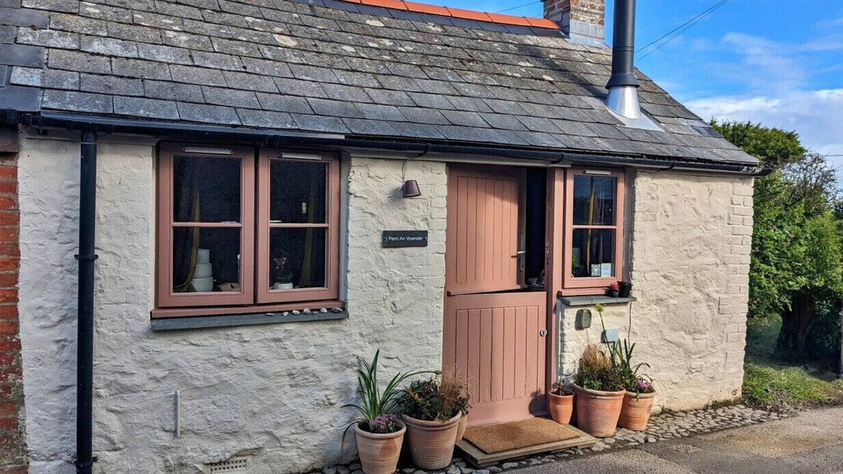 The Lizard Cottage | Finest Retreats - Penn an Vownder