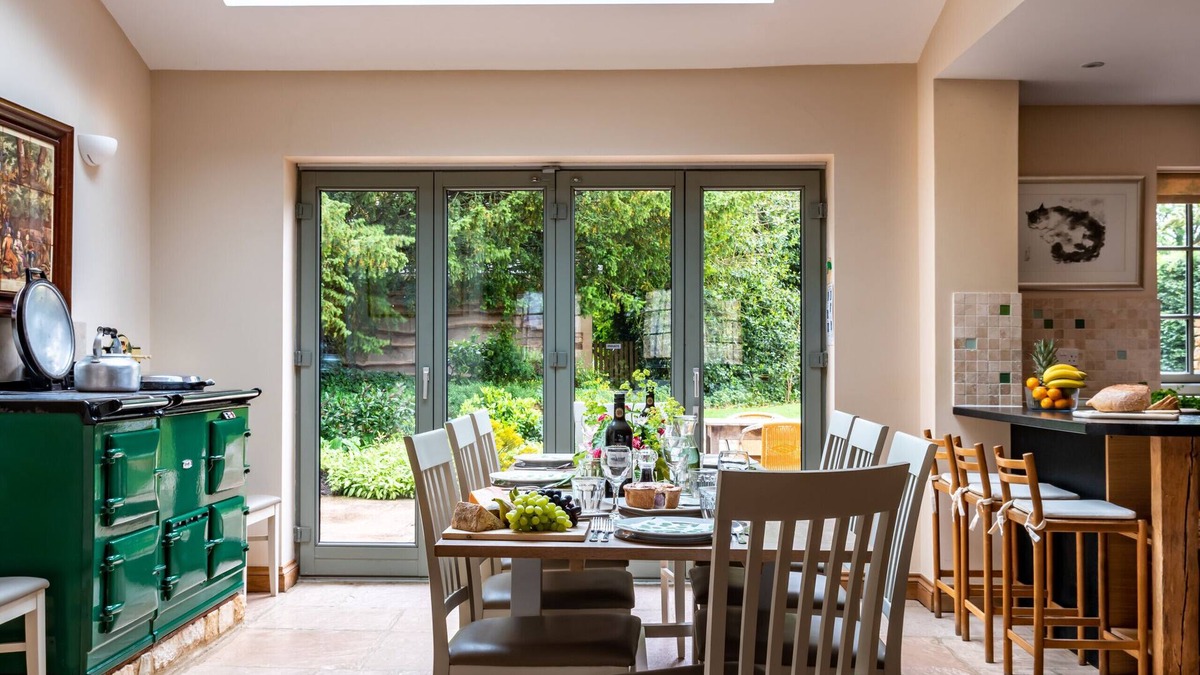 Kingham Cottage | Finest Retreats | Ryeworth Cottage