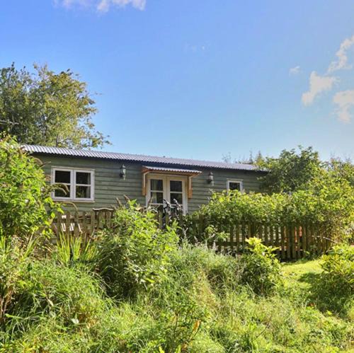 Coalbrookdale Ski Chalet | Finest Retreats - Shepherds Retreat at Morrells Wood
