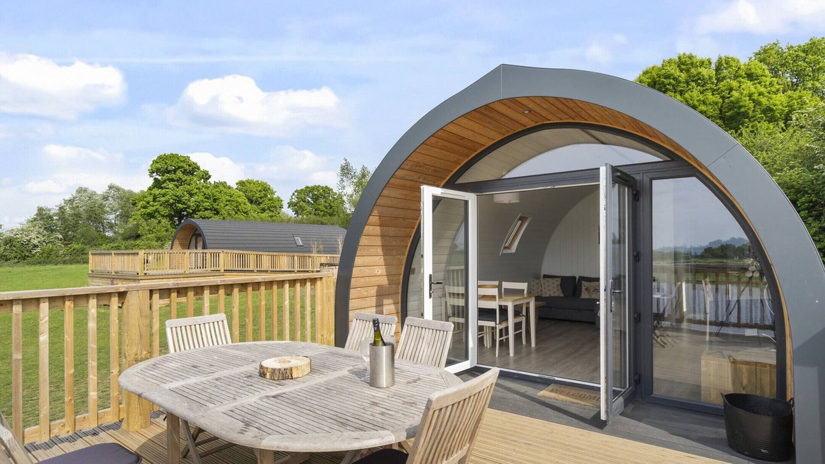 Hertford Ski Chalet | Finest Retreats | The Chicken Coop