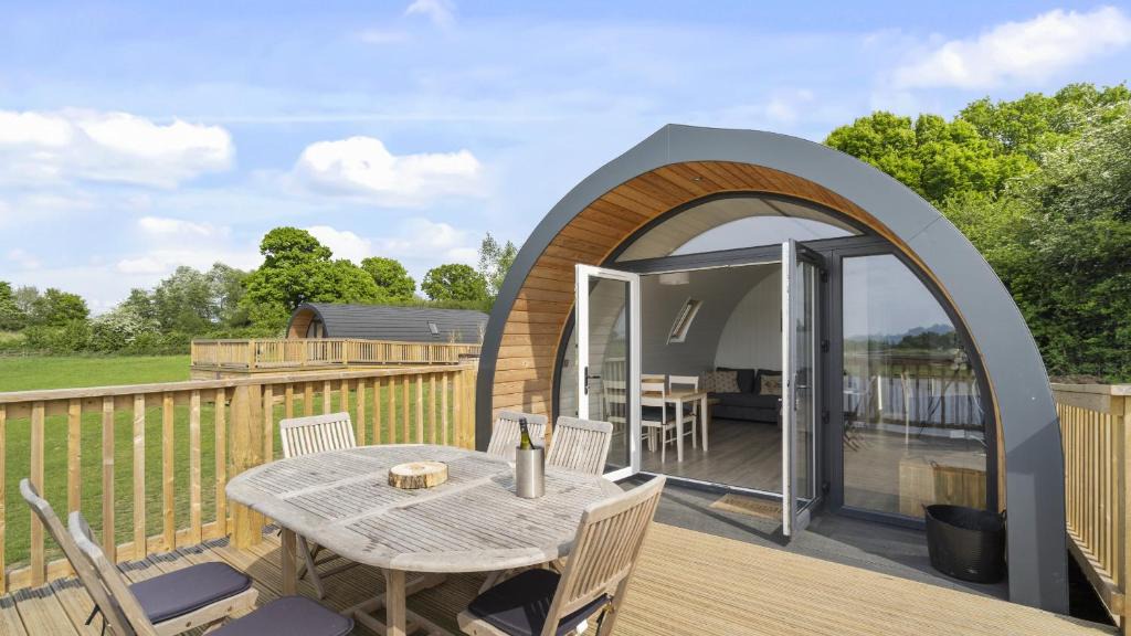 Hertford Ski Chalet | Finest Retreats - The Chicken Coop
