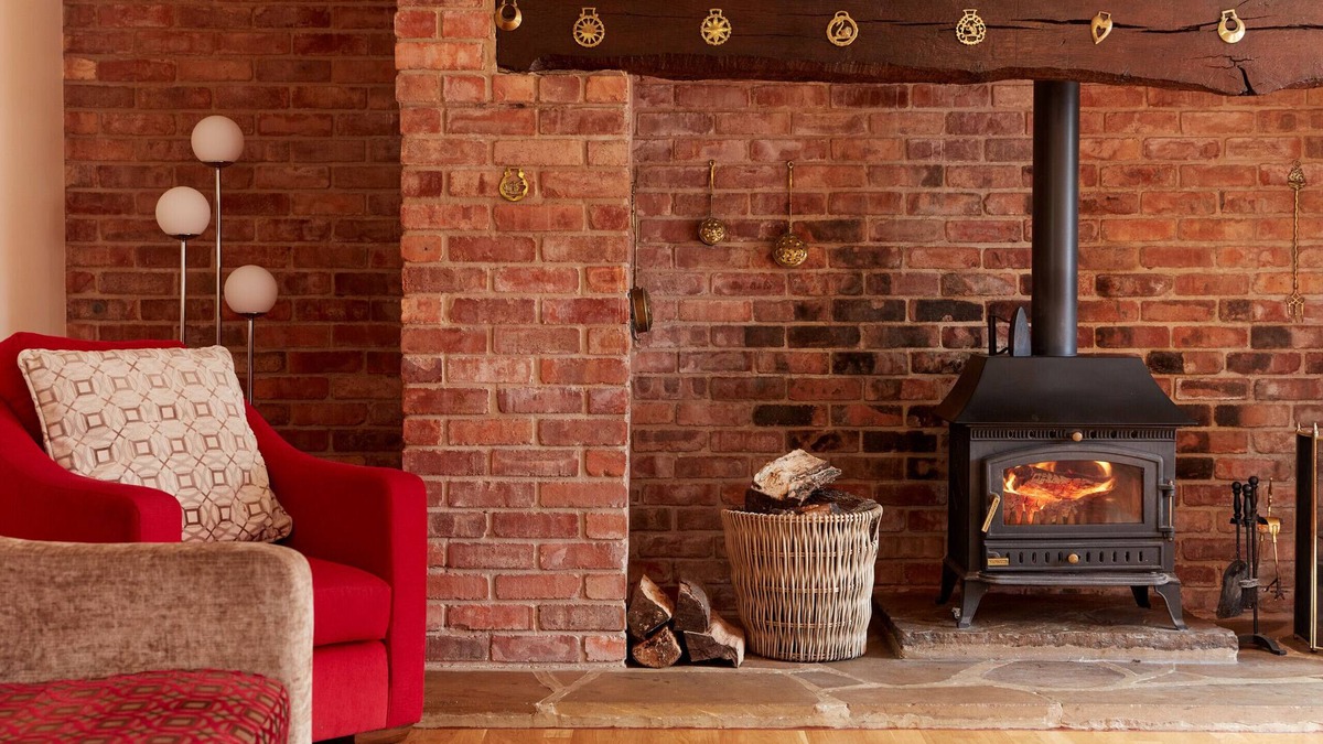 Dalbury Lees Cottage | Finest Retreats | Willow Barn