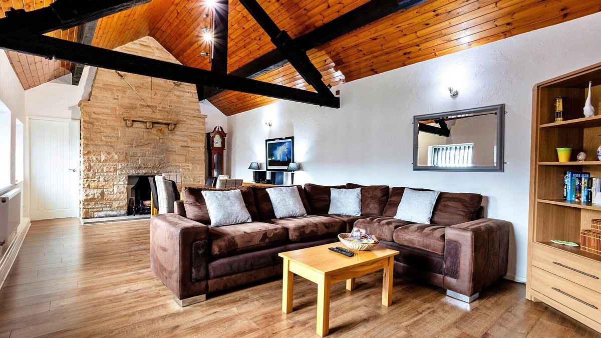 Ferryhill House | Finest Retreats | Woodstock Lodge