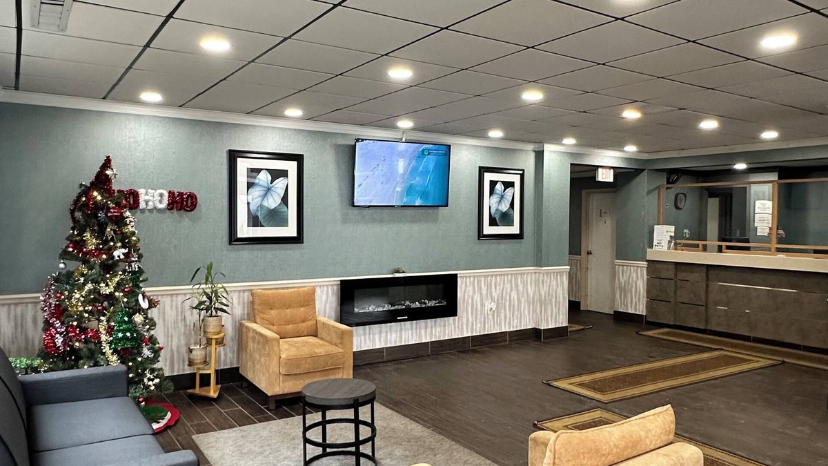 Bath Hotel | Finger Lakes Inn & Suites