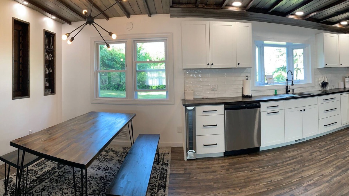 Seneca Falls House | Finger Lakes Wine Trail 2 Master Suite Bedrooms