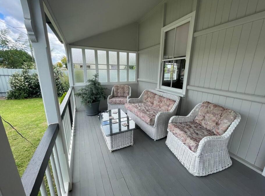 Stanthorpe House | Finney Cottage