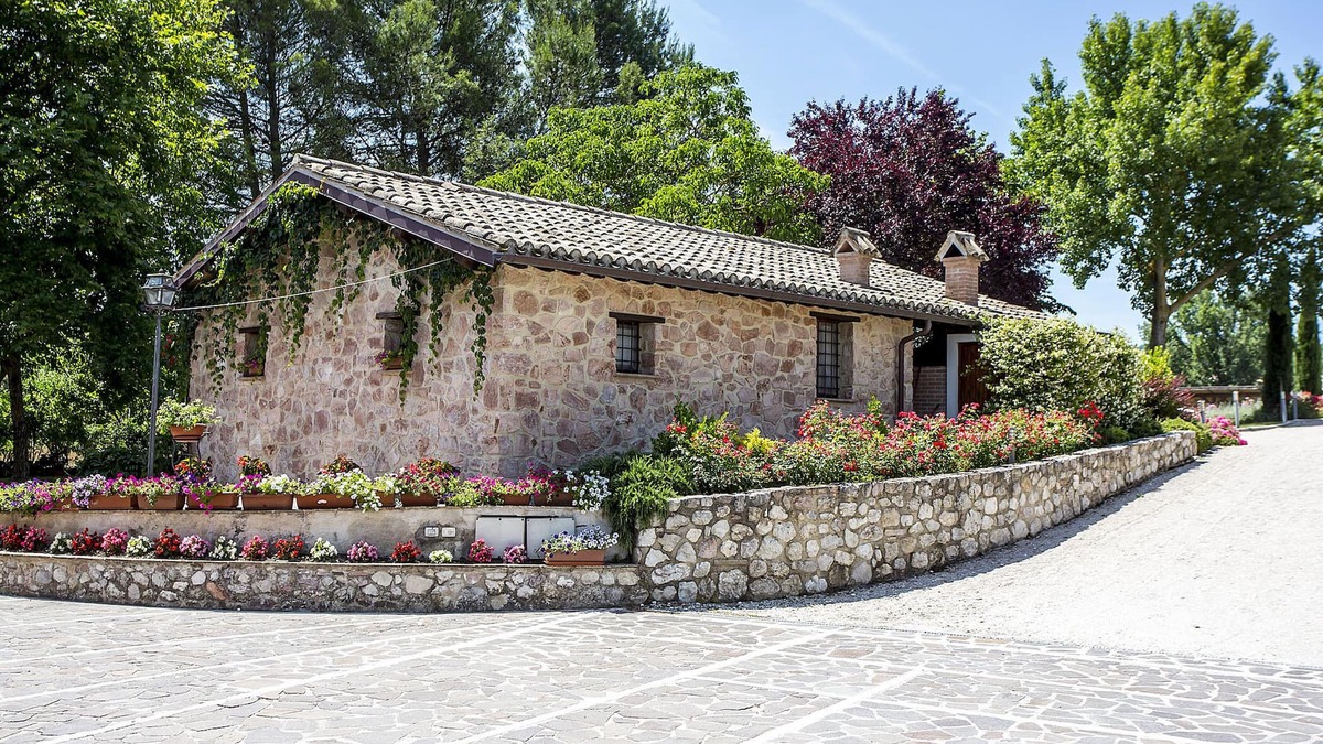 Crocemaroggia Other | Fiordaliso apartment in Farmhouse with Garden and Pool